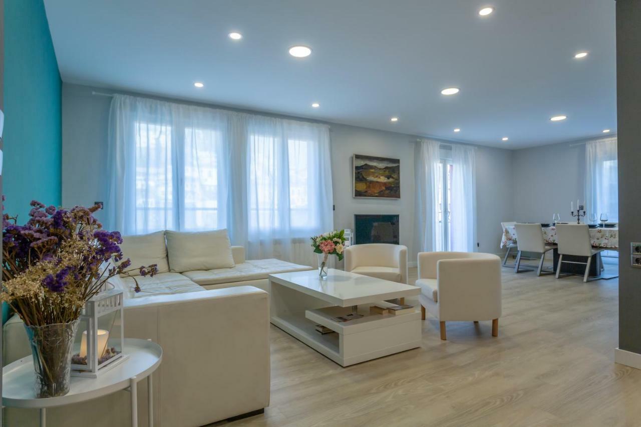 Gran Via Deluxe Apartman Granada Kültér fotó