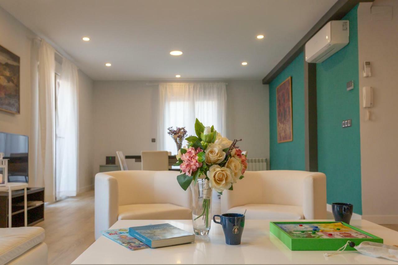 Gran Via Deluxe Apartman Granada Kültér fotó